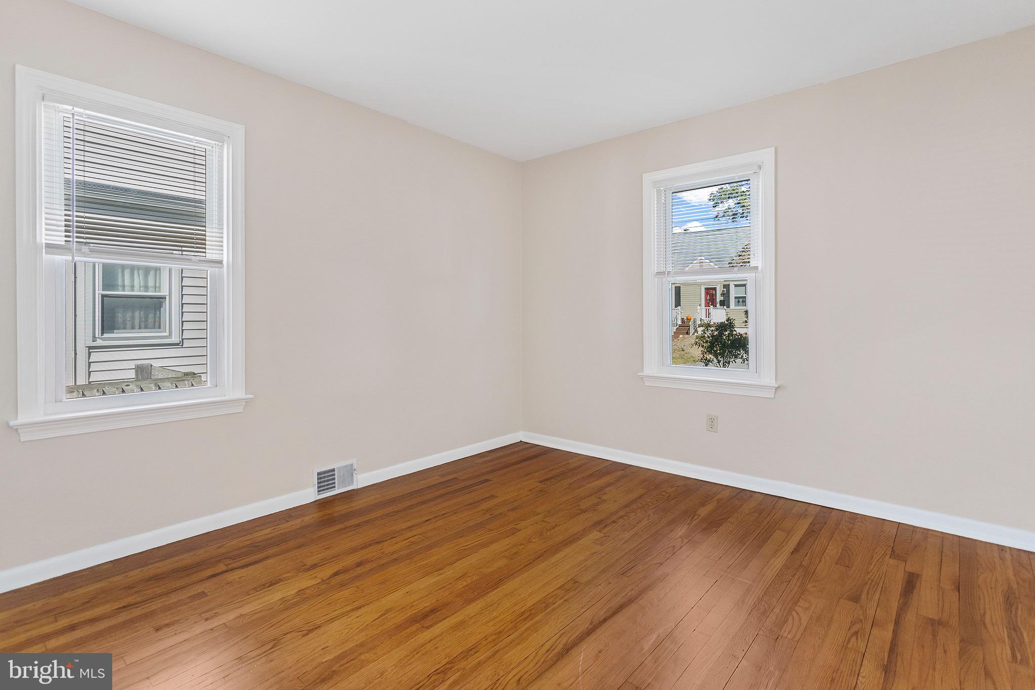 208 Walnut Road Wallingford, PA 19086 - Photo 8 of 20