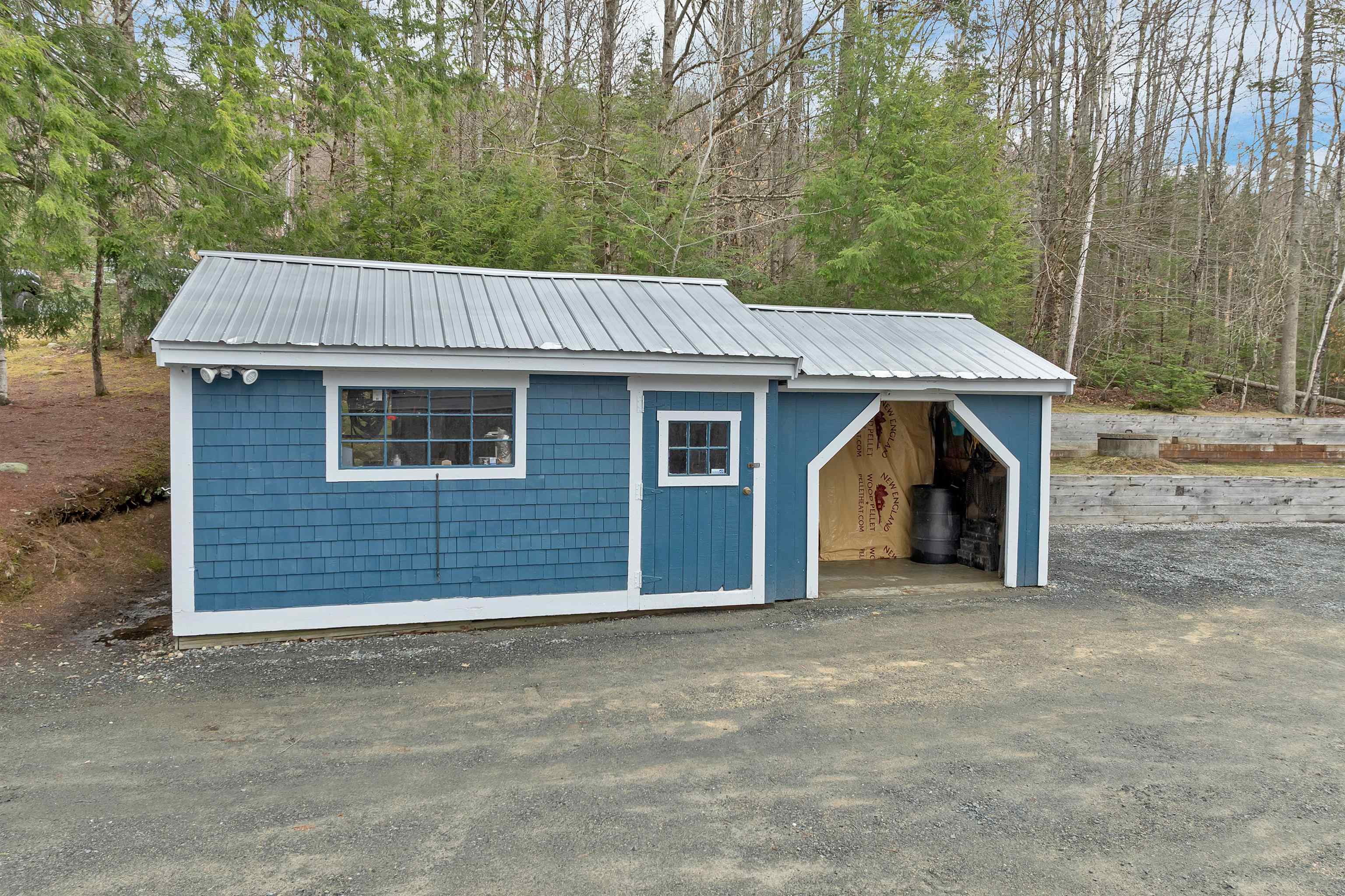 80 Doc's Drive Grantham, NH 03753 - Photo 28 of 34