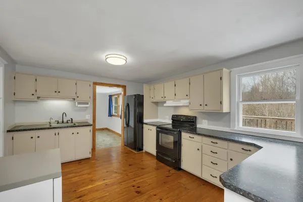 $475,000 | 80 Doc's Drive, Grantham, NH 03753