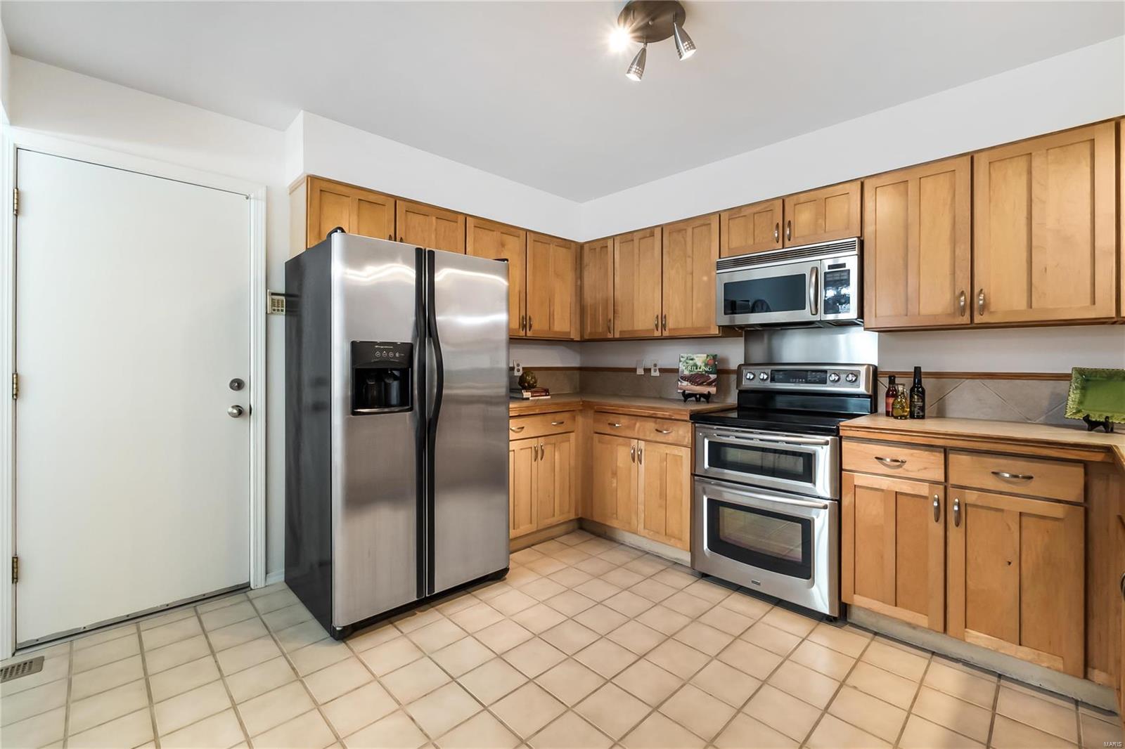1072 North Spoede Road St. Louis, MO 63146 - Photo 14 of 33 Gallery Image 14