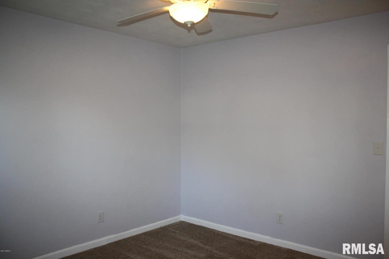 454 Edgewood Road Salem, IL 62881 - Photo 17 of 29 Gallery Image 17