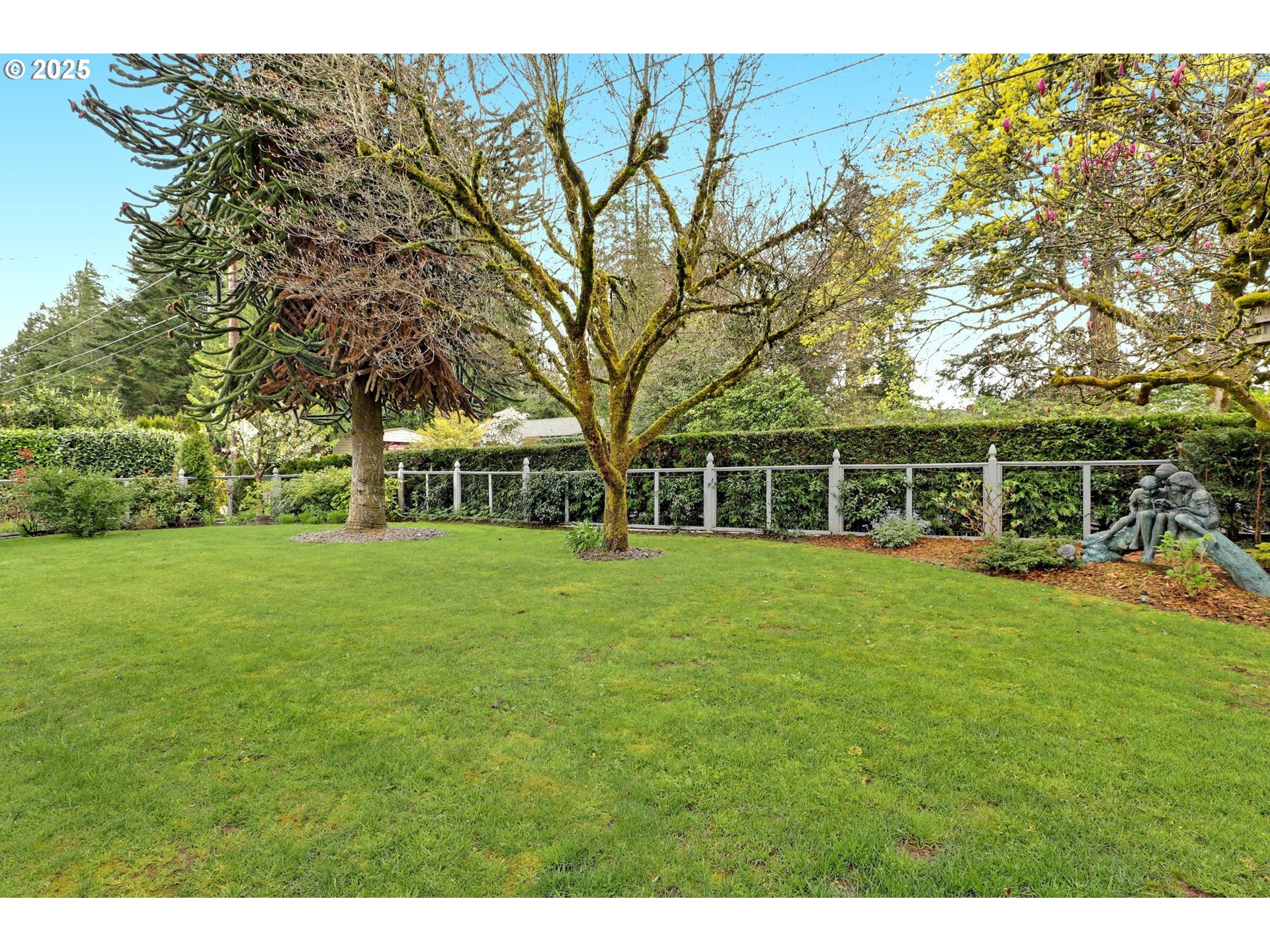 8535 Southwest Birchwood Road Portland, OR 97225 - Photo 4 of 47 Gallery Image 4