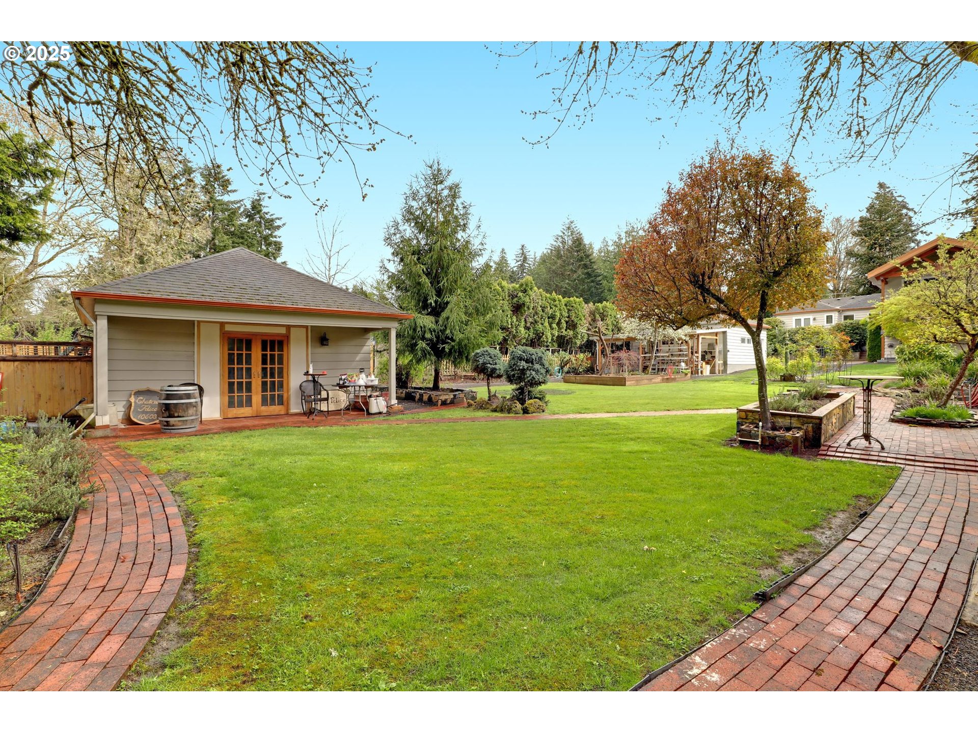 8535 Southwest Birchwood Road Portland, OR 97225 - Photo 41 of 47 Gallery Image 41