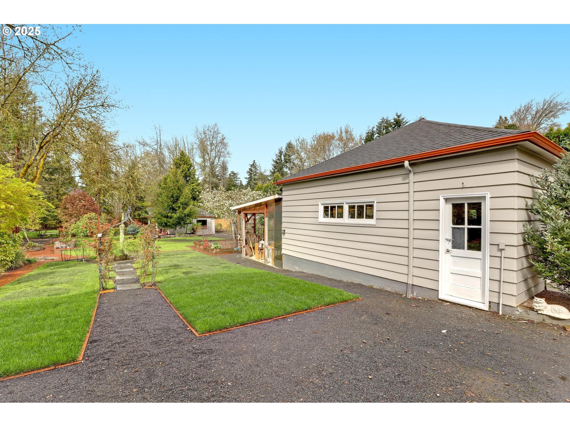 8535 Southwest Birchwood Road Portland, OR 97225 - Photo 44 of 47 Gallery Image 44