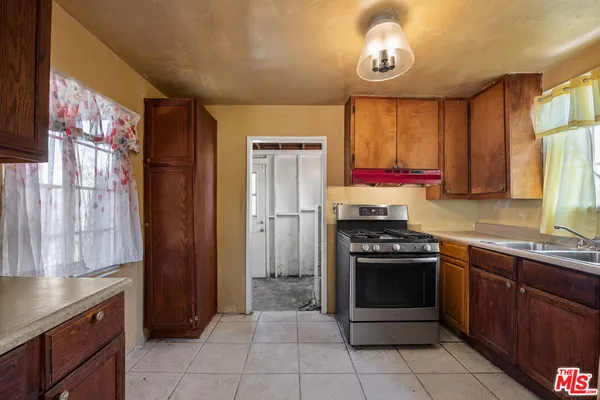 $499,000 | 1003 East 149th Street, Compton, CA 90220