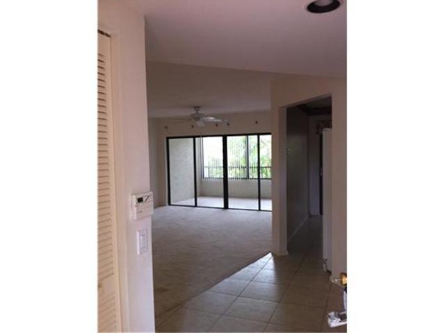 7519 La Paz Boulevard, Unit C204 Boca Raton, FL 33433 - Photo 3 of 10 Additional Photo