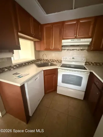 $1,700 | 1601 Sunny Brook Lane, Unit D202, Palm Bay, FL 32905