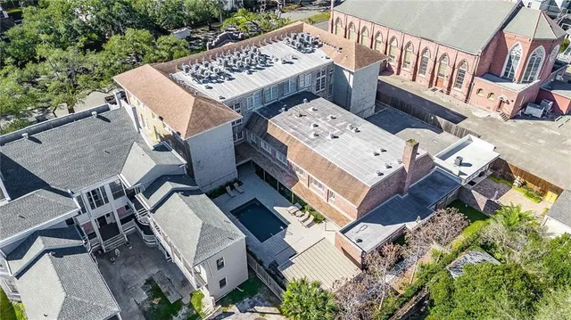 $299,000 | 1215 Louisiana Avenue, Unit 105, New Orleans, LA 70115