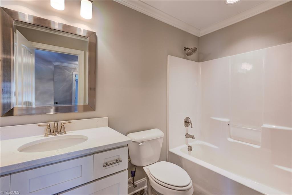 2275 Renaissance Lane High Point, NC 27262 - Photo 19 of 20 Gallery Image 19