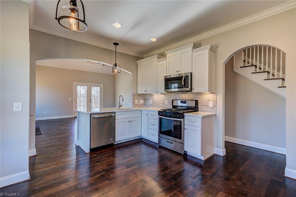 2275 Renaissance Lane High Point, NC 27262 - Photo 6 of 20 Gallery Image 6