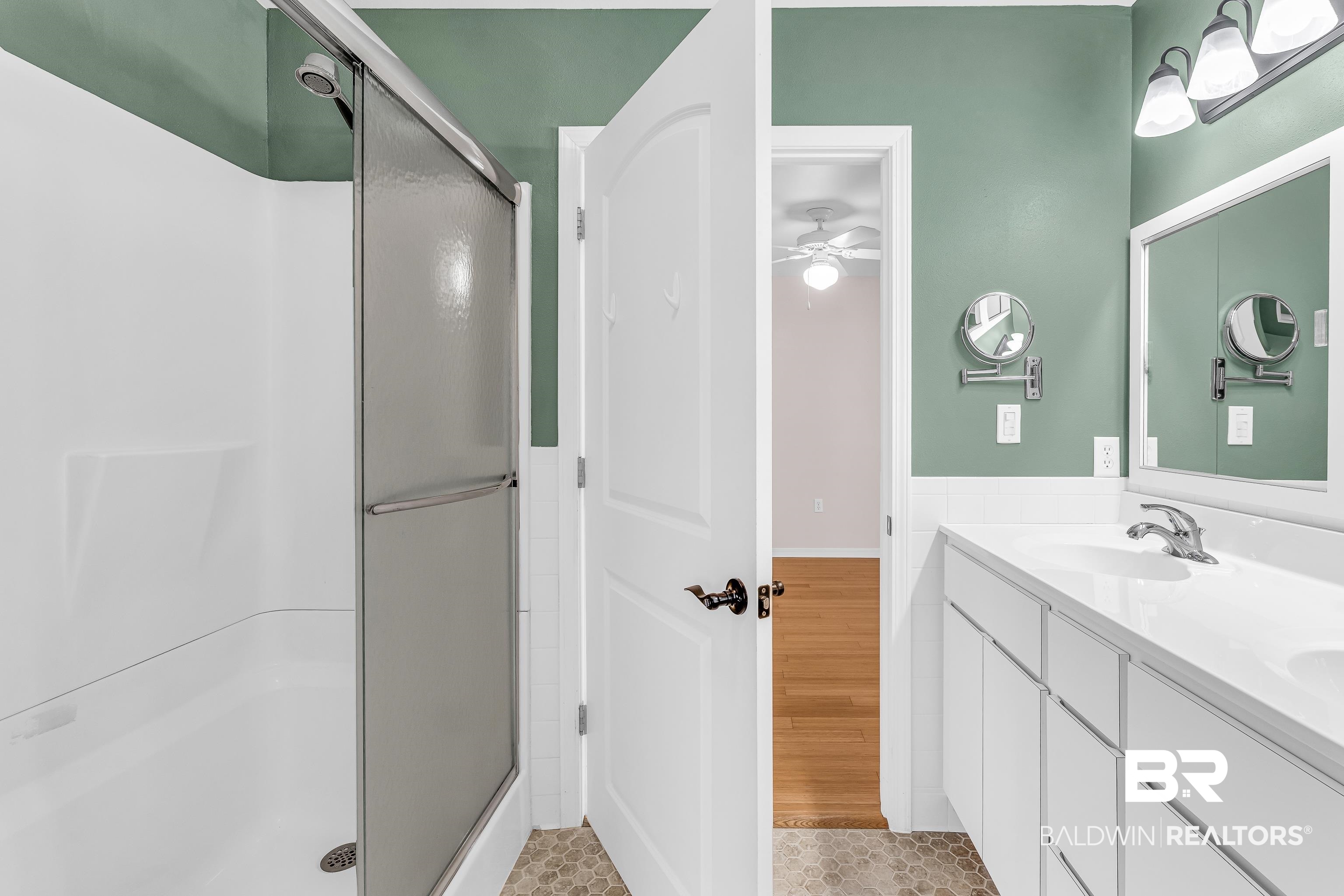 22095 8th Street Silverhill, AL 36576 - Photo 33 of 42 Primary Bathroom
