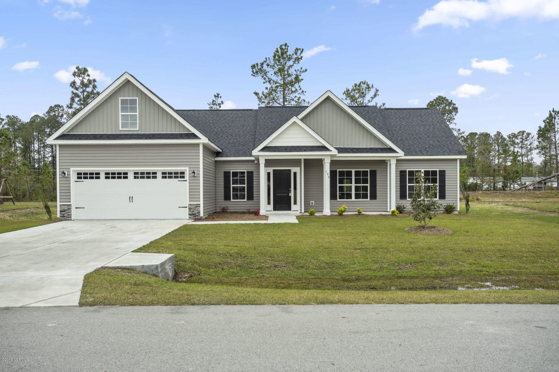 180 Peytons Ridge Drive Hubert, NC 28539 - Photo 1 of 32 Primary