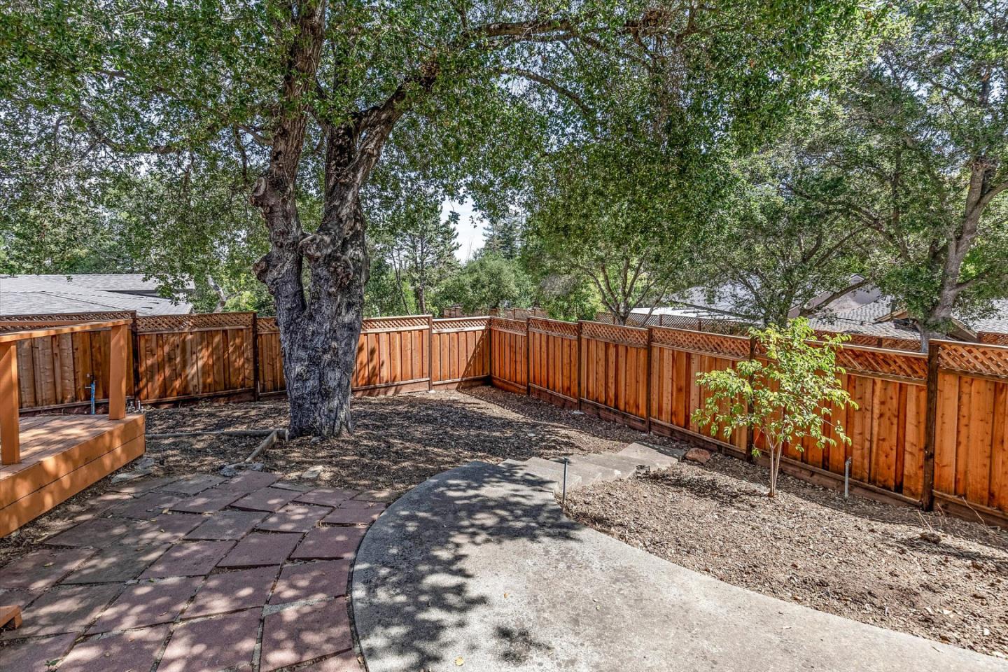20615 Leonard Road Saratoga, CA 95070 - Photo 27 of 29 Gallery Image 27