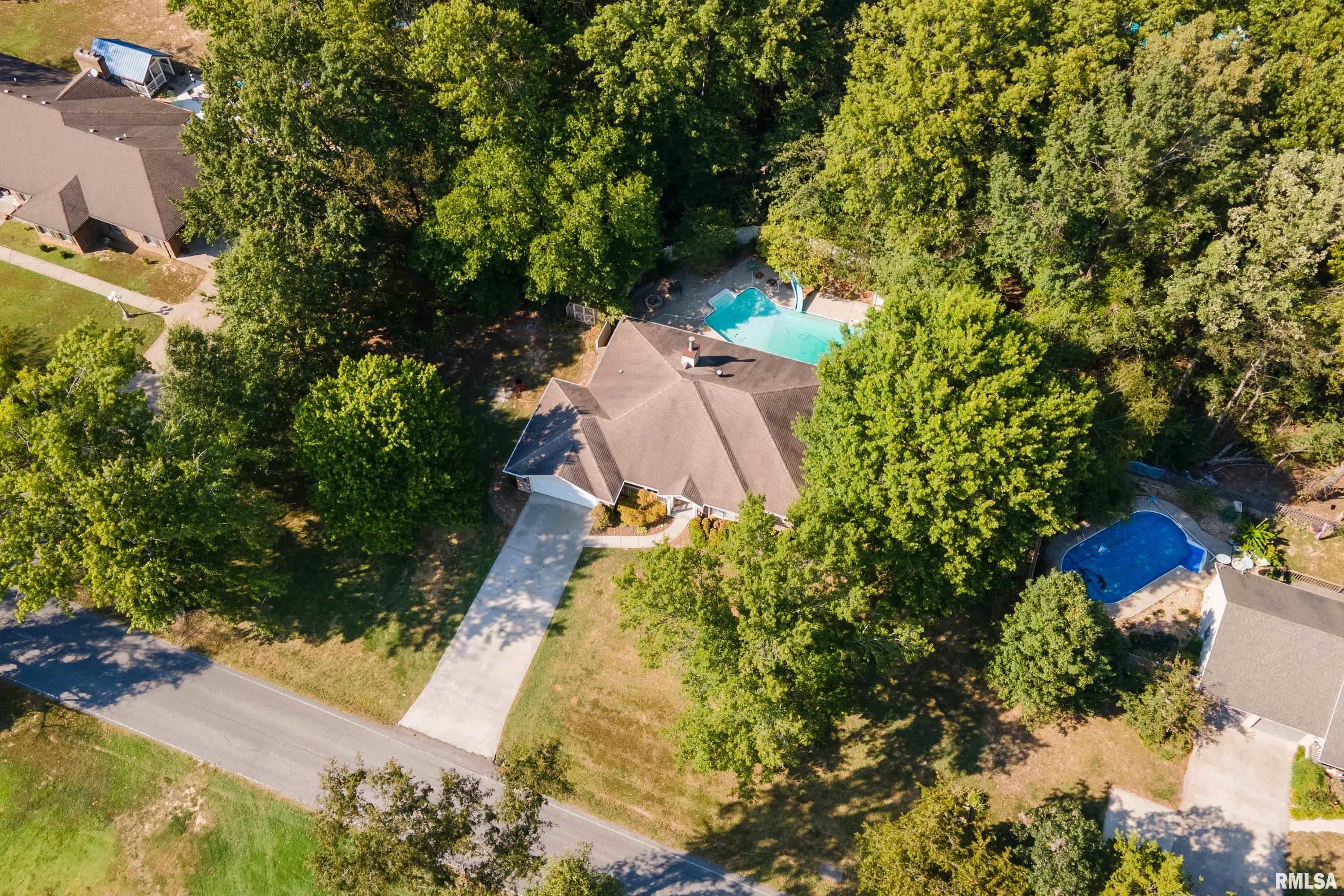 1505 West Brewster Road Herrin, IL 62948 - Photo 6 of 7 Gallery Image 6