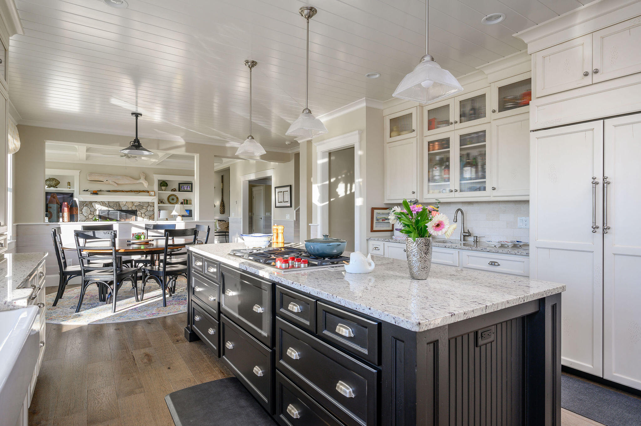 111 Harris Meadow Lane Barnstable, MA 02630 - Photo 17 of 56 a kitchen with lots of counter top space