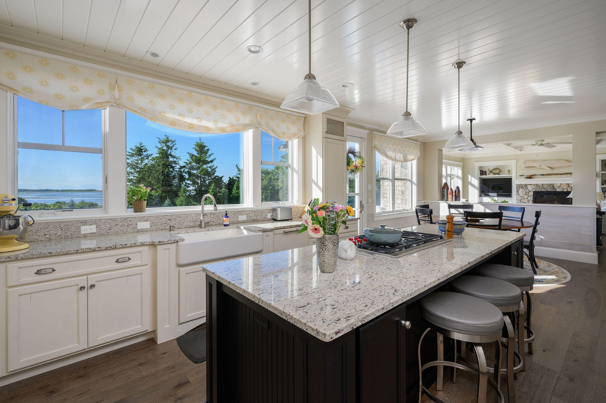 111 Harris Meadow Lane Barnstable, MA 02630 - Photo 18 of 56 IMG_6518-Edit