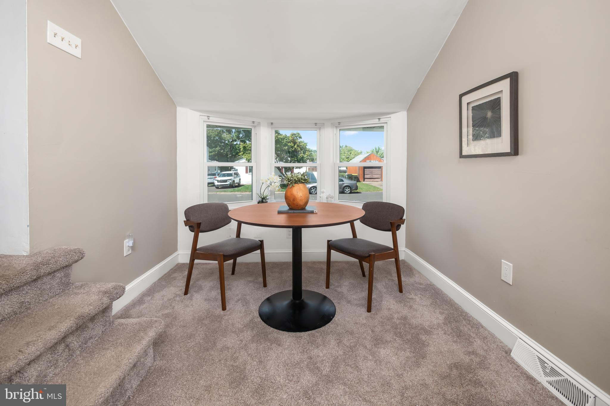 211 Madison Road Willow Grove, PA 19090 - Photo 17 of 39 Family Room
