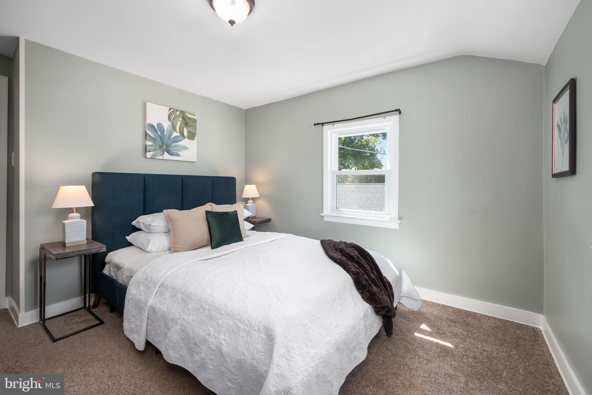 211 Madison Road Willow Grove, PA 19090 - Photo 20 of 39 Primary Bedroom