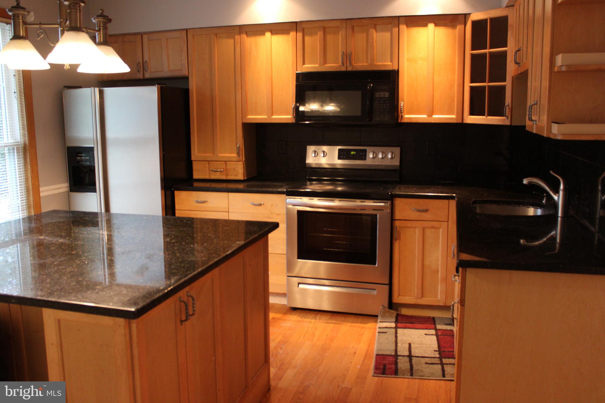 2505 Ebony Road Parkville, MD 21234 - Photo 15 of 34
