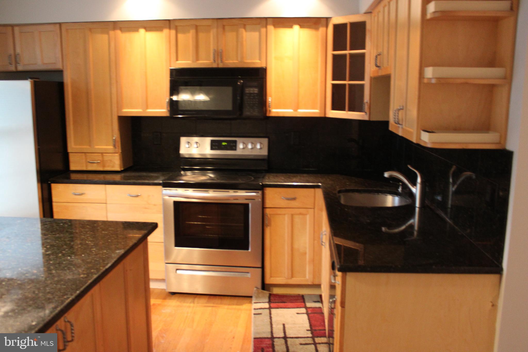 2505 Ebony Road Parkville, MD 21234 - Photo 16 of 34