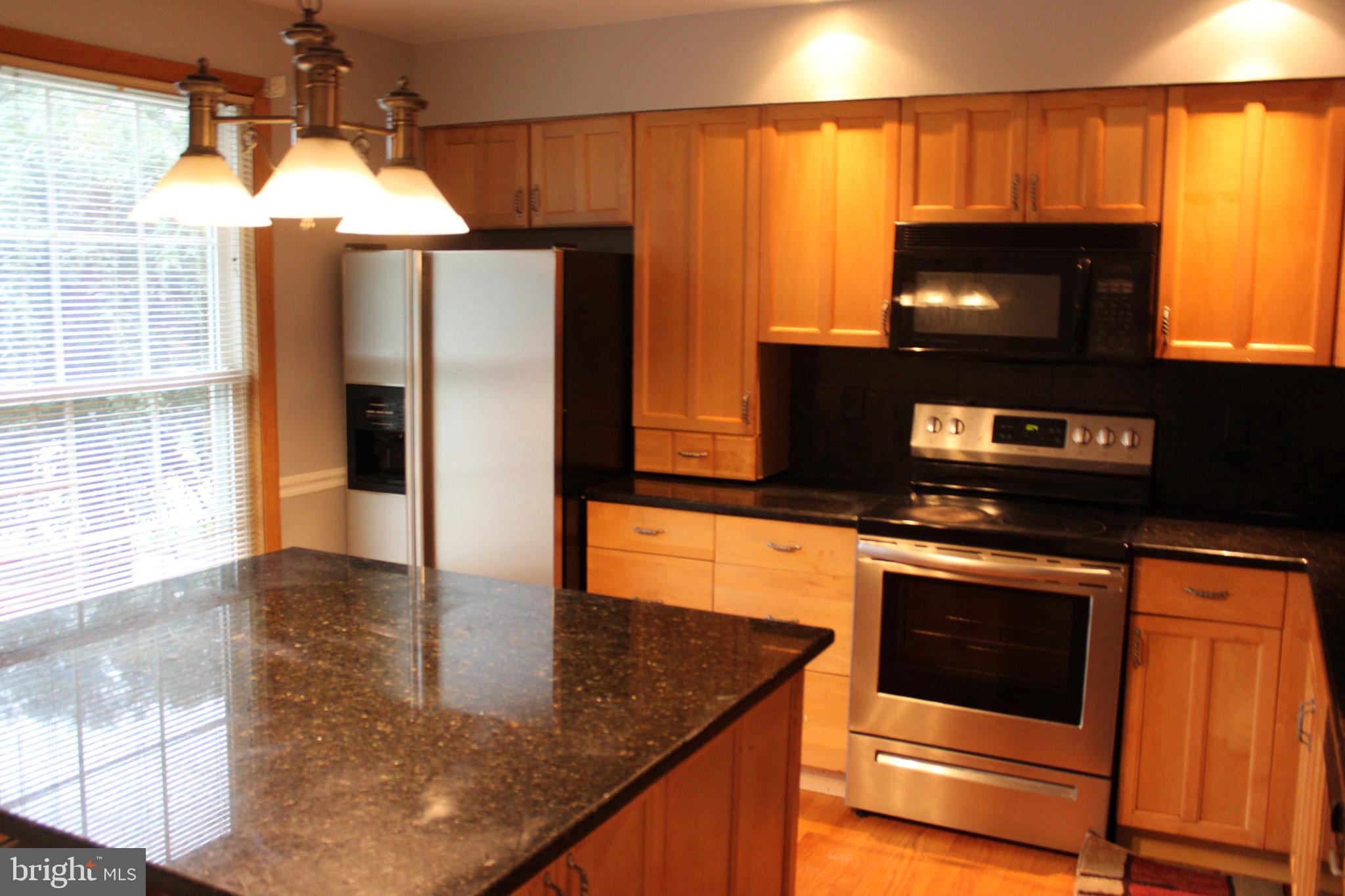 2505 Ebony Road Parkville, MD 21234 - Photo 17 of 34