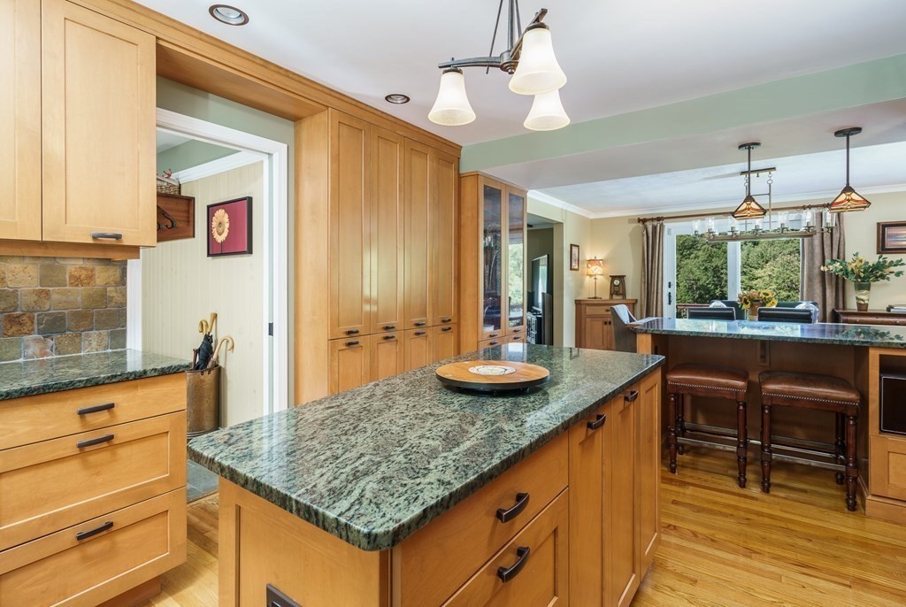 116 Brickyard Road Southampton, MA 01073 - Photo 17 of 42