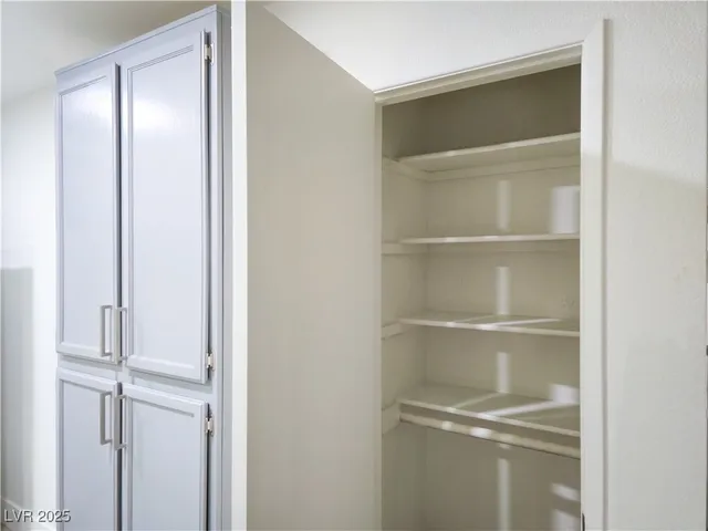 $189,900 | 2191 Bay Club Drive, Unit 102, Laughlin, NV 89029