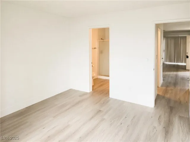 $189,900 | 2191 Bay Club Drive, Unit 102, Laughlin, NV 89029