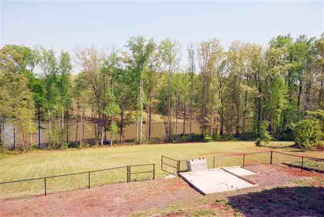 176 Roundstone Drive Inman, SC 29349 - Photo 2 of 24