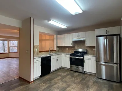 $2,300 | 34 South Macgillis Drive, Unit 34, Round Lake, IL 60073