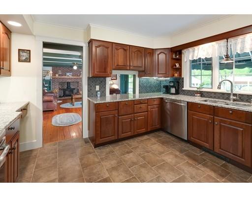 61 Hutchinson Road Sutton, MA 01590 - Photo 23 of 40