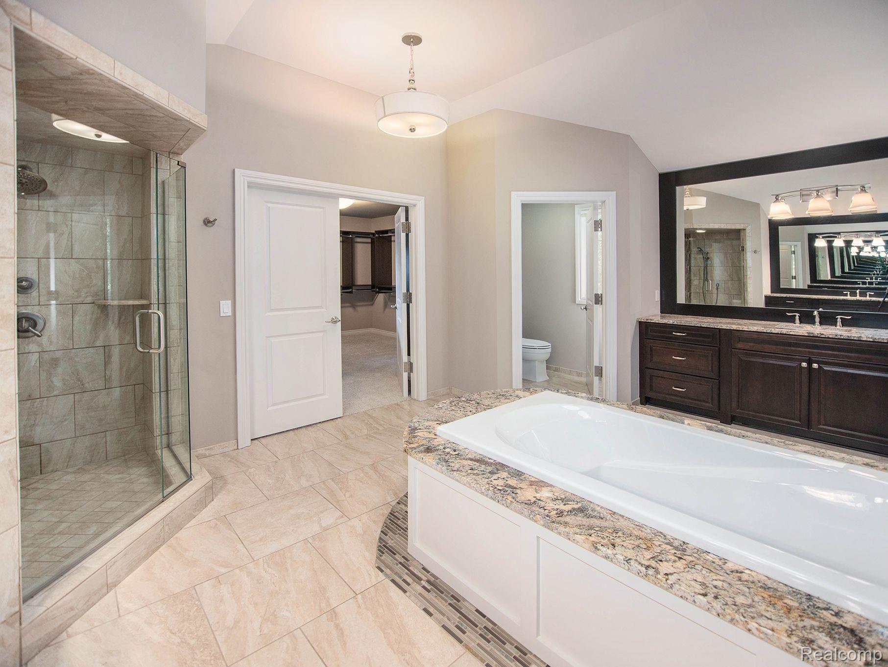 3133 Emeraude Court Rochester, MI 48306 - Photo 32 of 62 Gallery Image 32