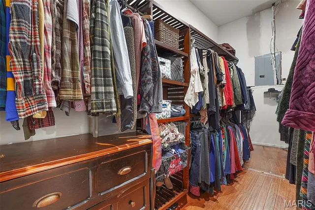 $325,000 | 5893 Midridge Drive, House Springs, MO 63051