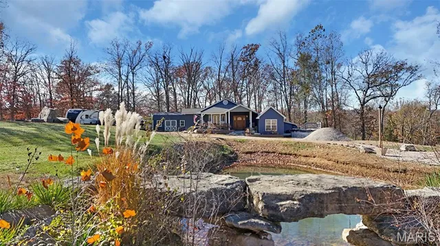 $325,000 | 5893 Midridge Drive, House Springs, MO 63051