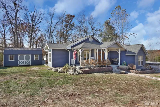 $325,000 | 5893 Midridge Drive, House Springs, MO 63051