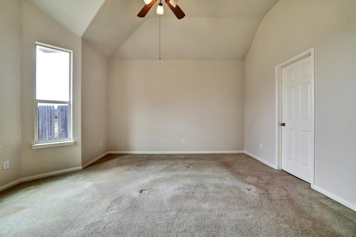 22215 Bridgestone Pine Court Spring, TX 77388 - Photo 22 of 42 Owner's Suite