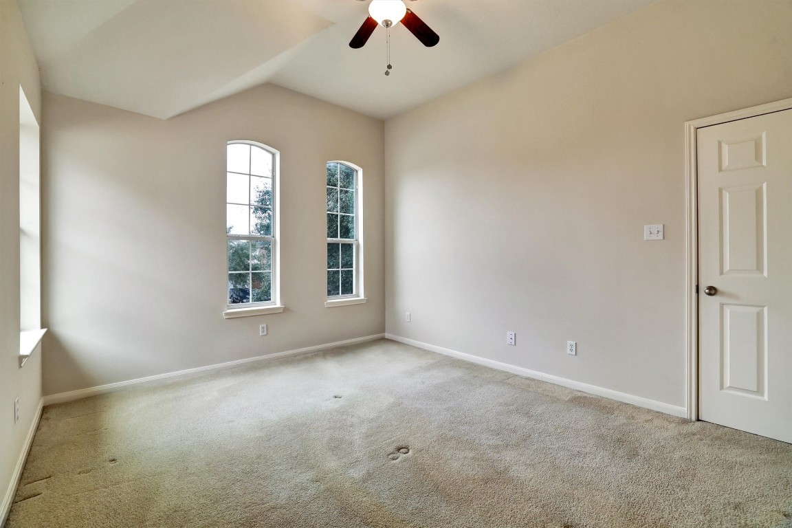 22215 Bridgestone Pine Court Spring, TX 77388 - Photo 32 of 42 Upstairs Secondary Bedroom