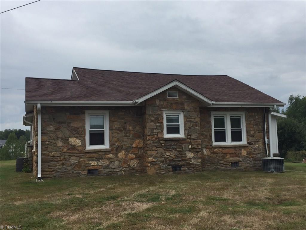 153 Regal Road State Road, NC 28676 - Photo 3 of 16