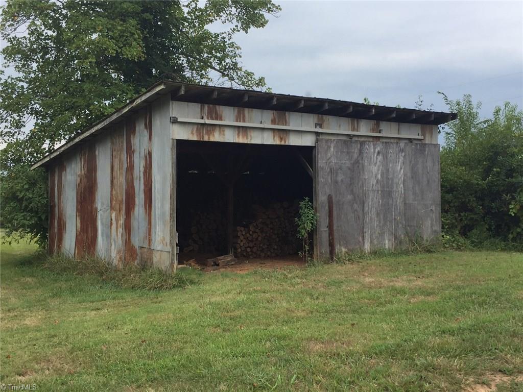 153 Regal Road State Road, NC 28676 - Photo 4 of 16