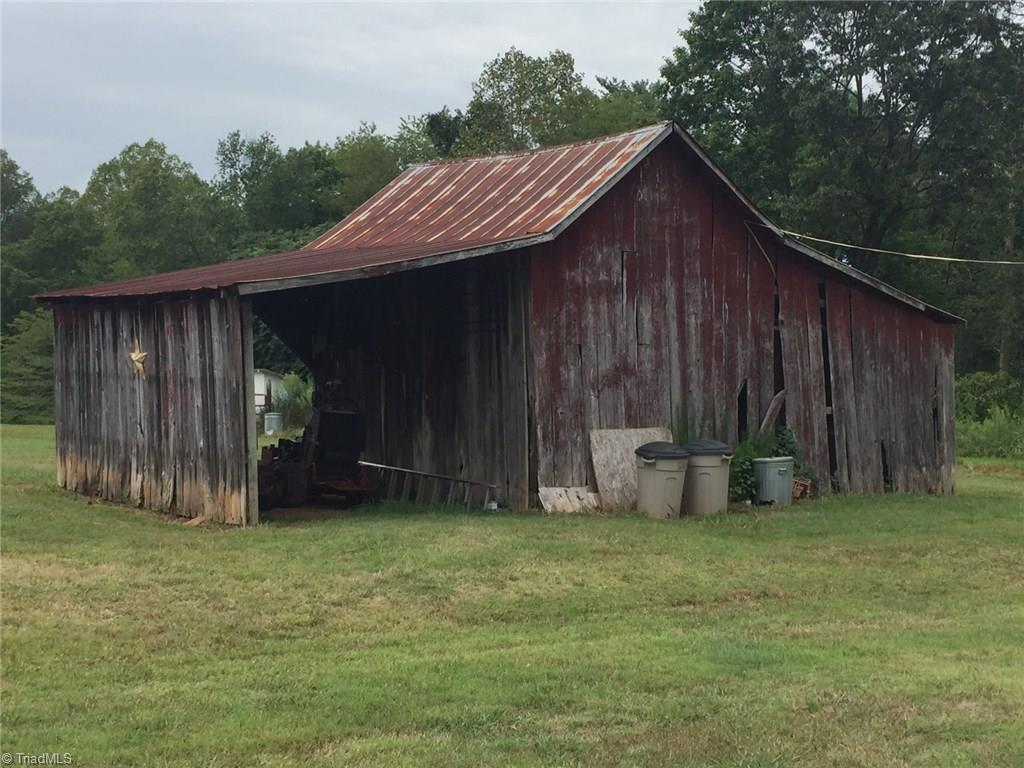 153 Regal Road State Road, NC 28676 - Photo 6 of 16