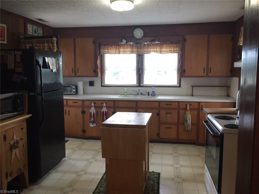 153 Regal Road State Road, NC 28676 - Photo 7 of 16