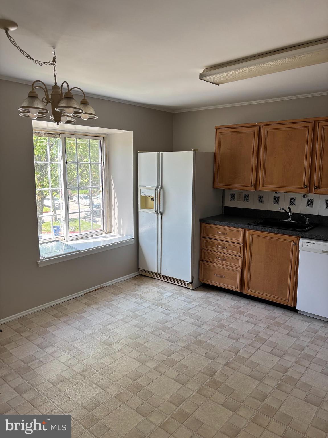 9793 Early Spring Way Columbia, MD 21046 - Photo 4 of 24 Gallery Image 4