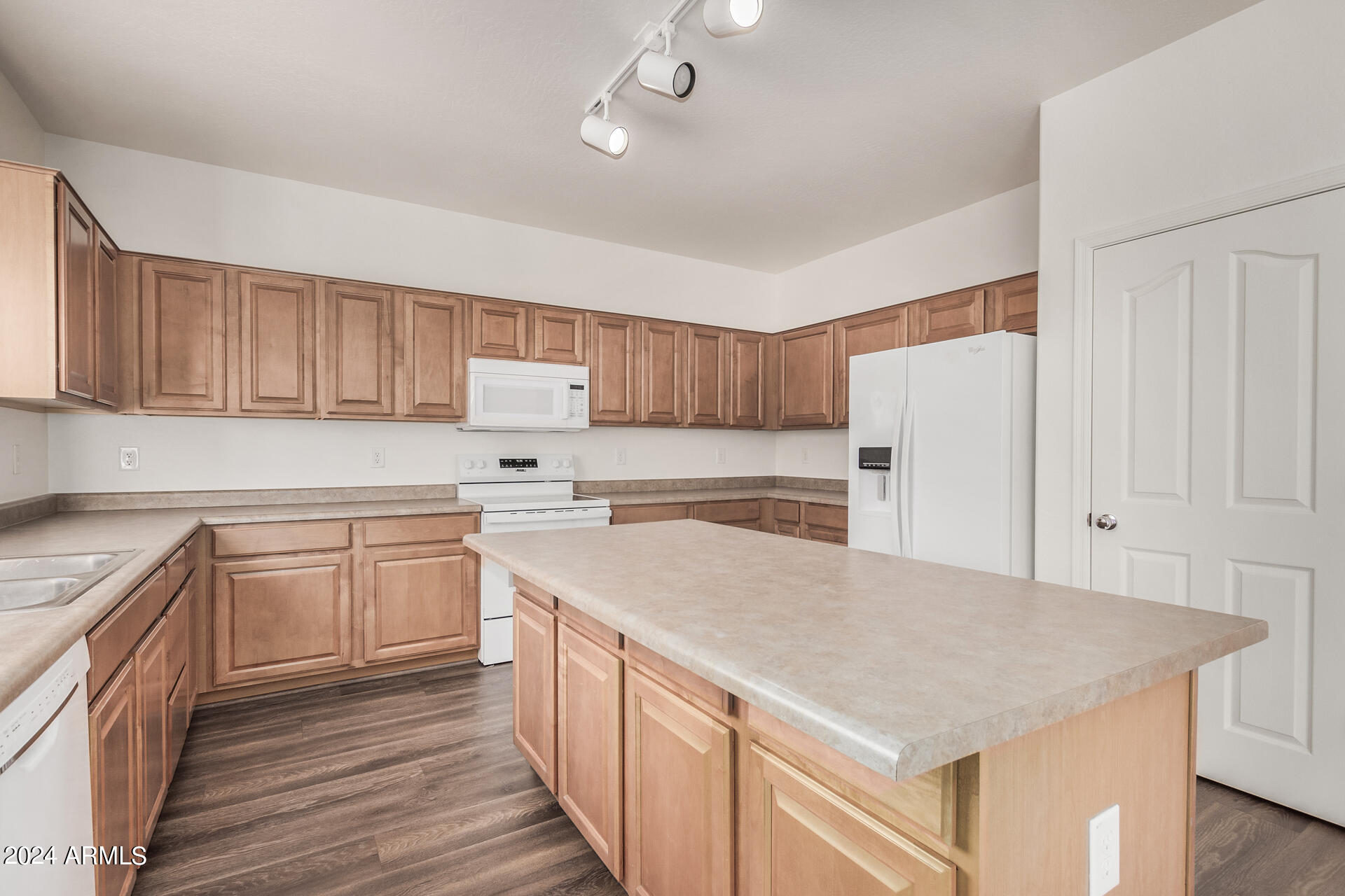 4449 East Dublin Street Gilbert, AZ 85295 - Photo 16 of 46 16 - Dublin