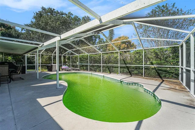 $340,000 | 2003 Poplar Court, Plant City, FL 33563