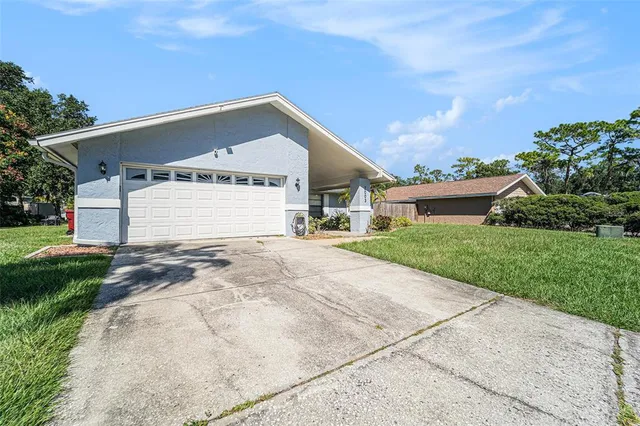 $340,000 | 2003 Poplar Court, Plant City, FL 33563