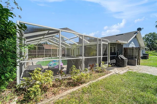 $340,000 | 2003 Poplar Court, Plant City, FL 33563