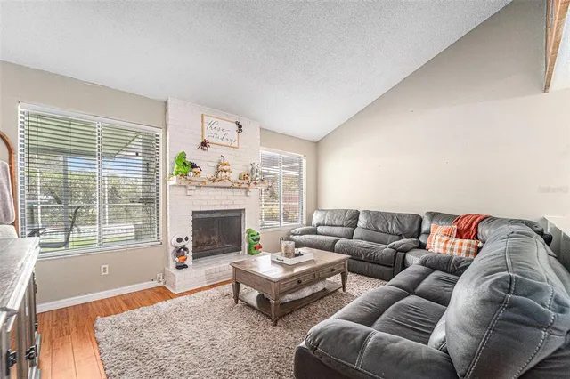 $340,000 | 2003 Poplar Court, Plant City, FL 33563