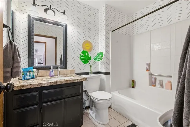 $484,000 | 18126 Fairburn Street, Hesperia, CA 92345