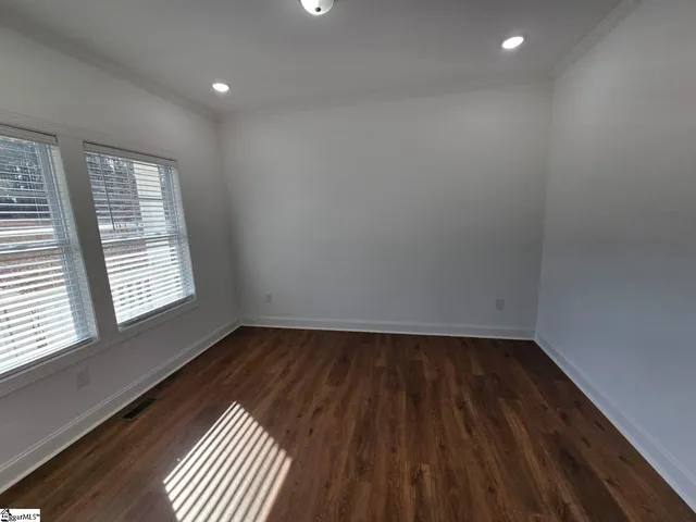 $320,000 | 109 Lynn Avenue, Laurens, SC 29360