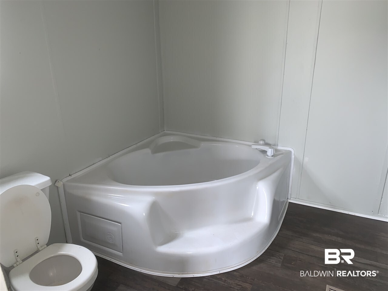 16396 Opal Court Loxley, AL 36551 - Photo 13 of 14 master bath